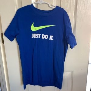 Nike tshirt